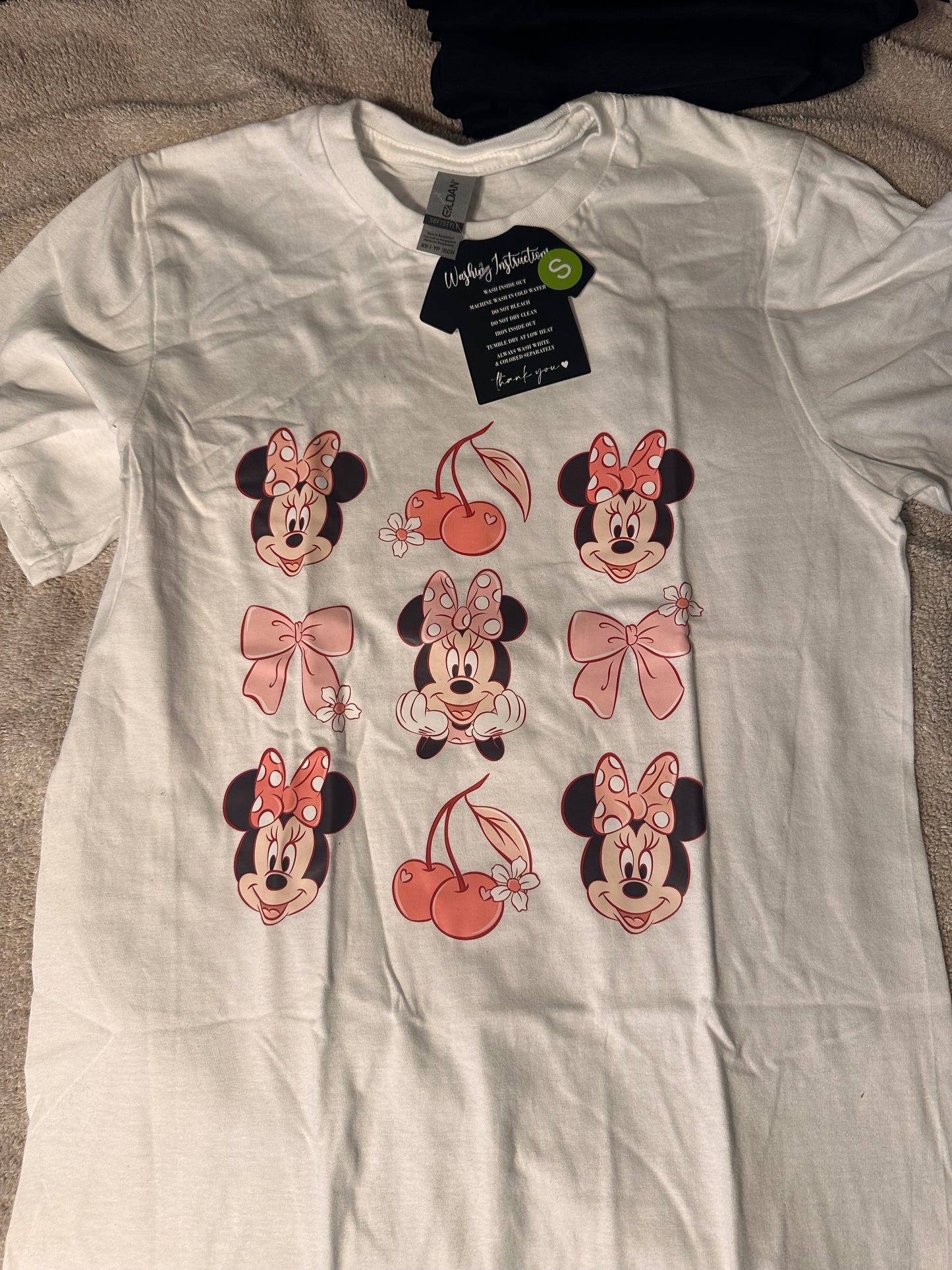 GIRL MOUSE BOW CHERRIES